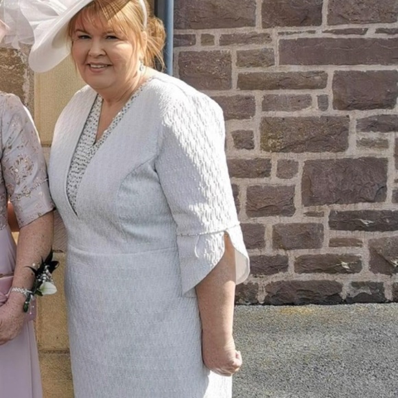 Mother of the Bride dress - Picture 3 of 3